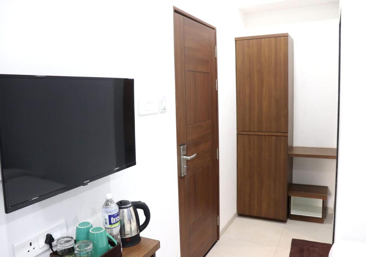 Sharman Suites Pune Esterno foto