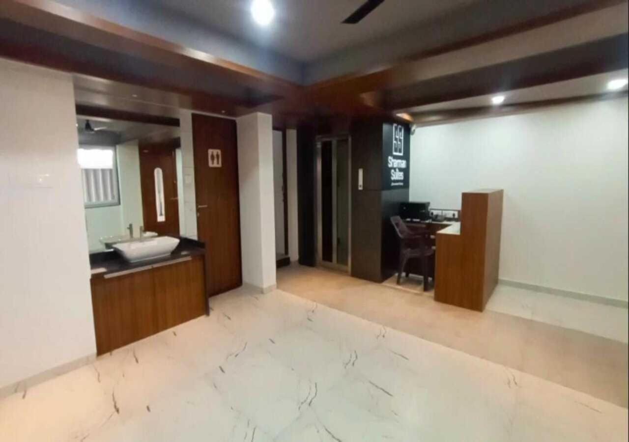 Sharman Suites Pune Esterno foto