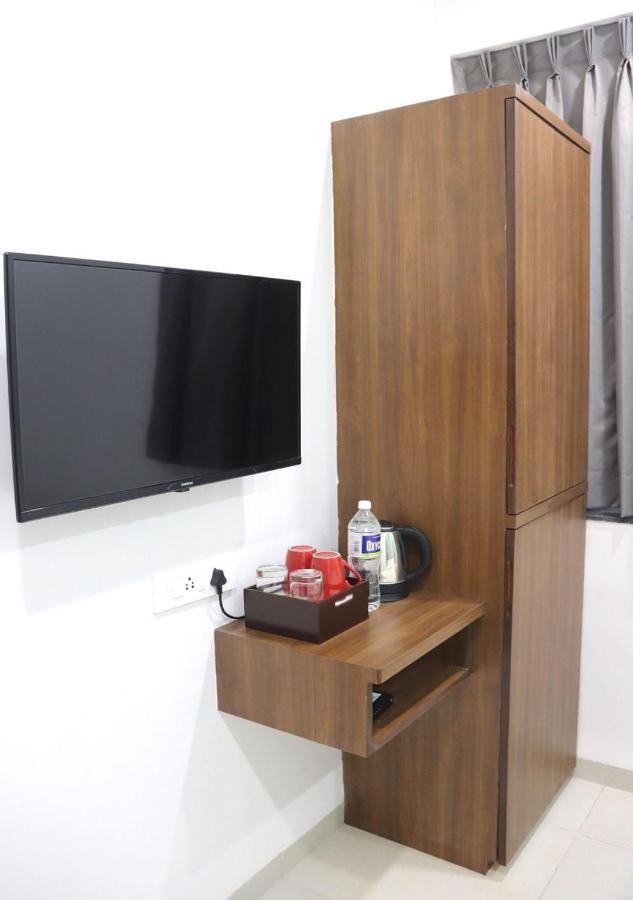 Sharman Suites Pune Esterno foto