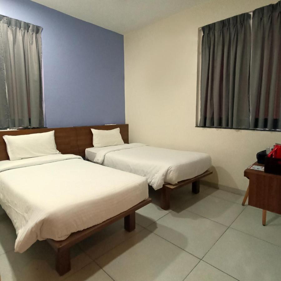 Sharman Suites Pune Esterno foto